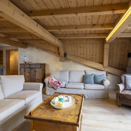 Apartment Al - Mansarda By Interhome